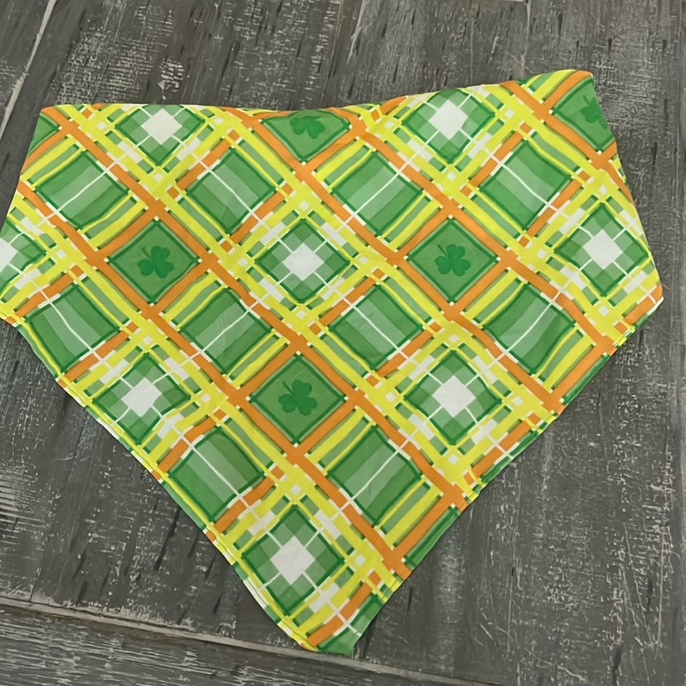 Dog Luck of the Irish bandana
